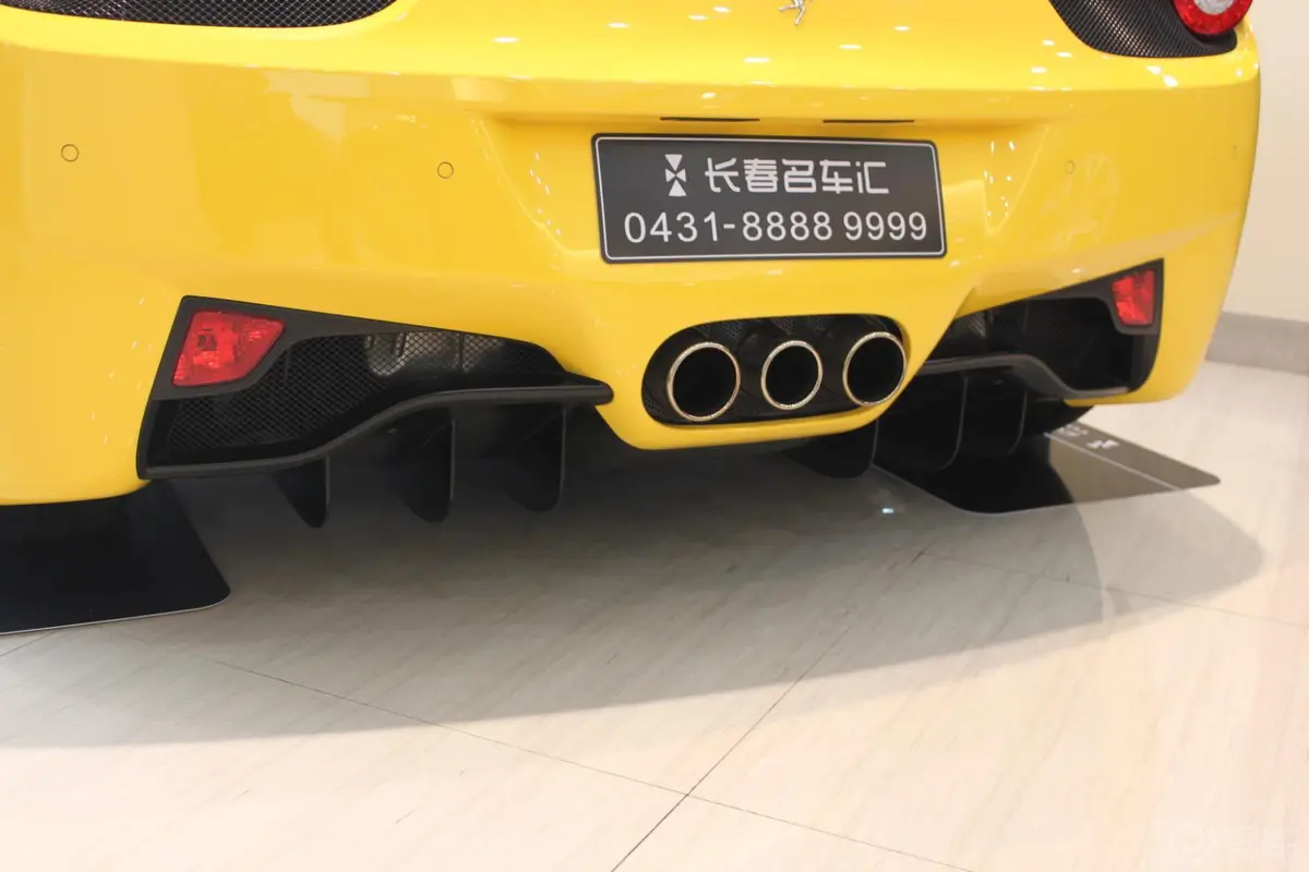 法拉利458Italia 4.5L 标准型外观