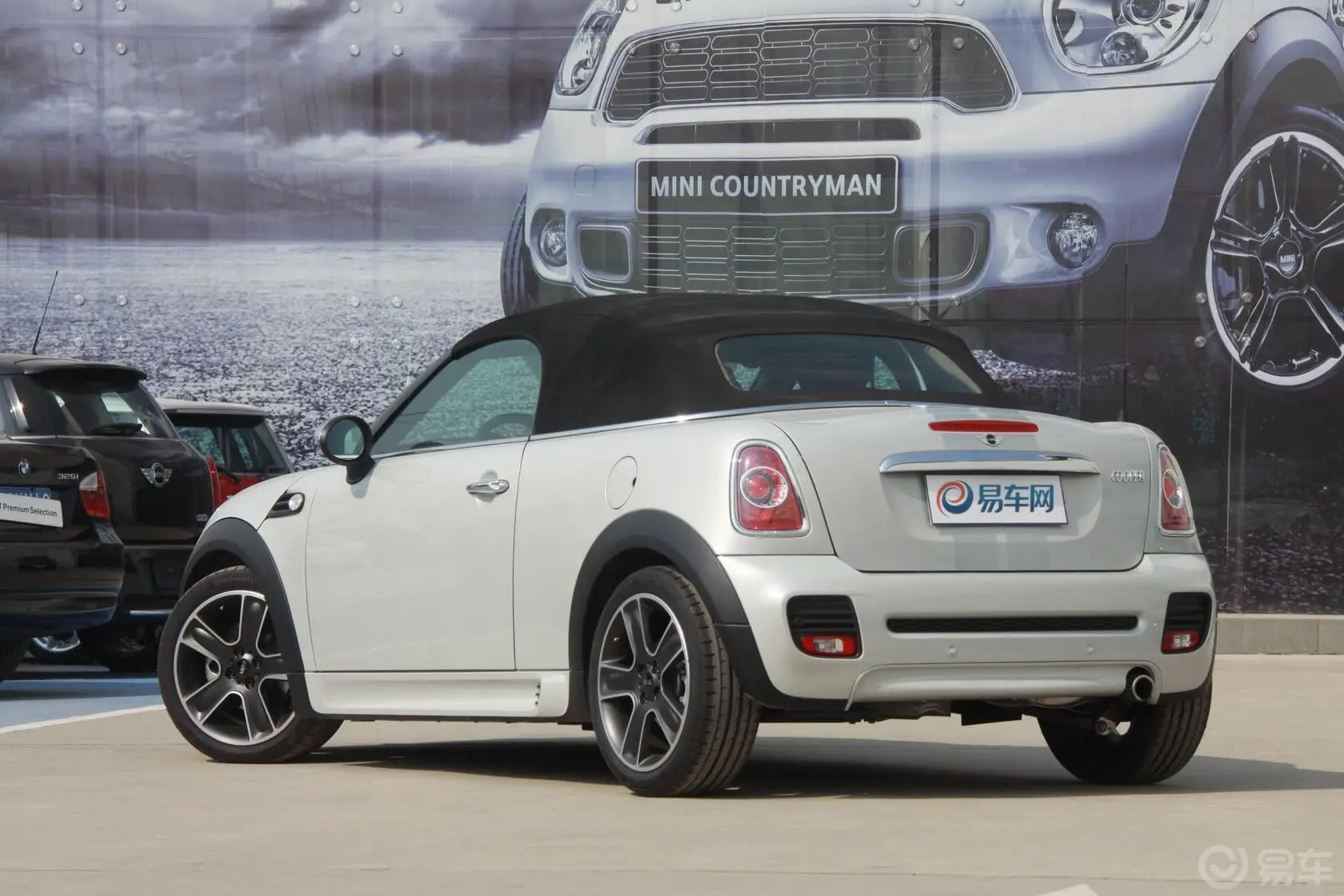 MINI ROADSTERCOOPER 1.6L 自动侧后45度车头向左水平