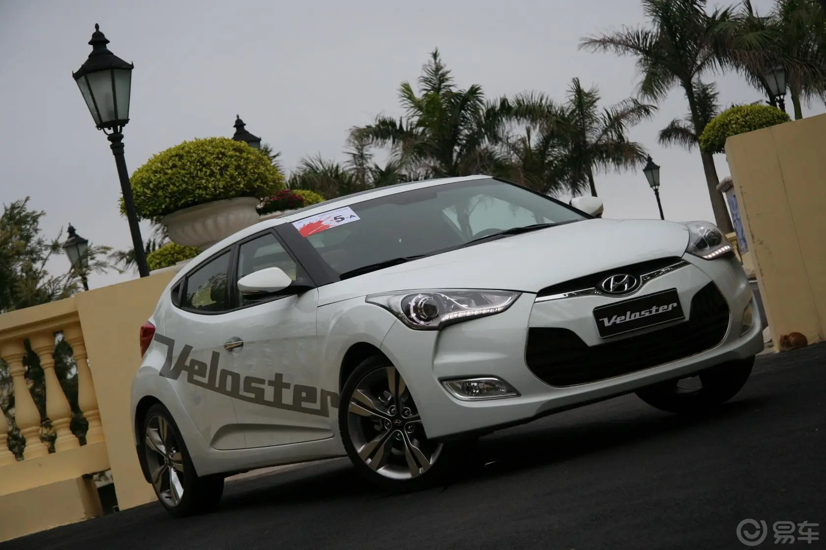 Veloster飞思1.6L 自动 旗舰版外观