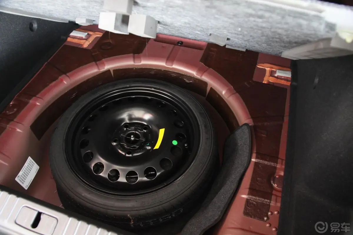 英朗GT 1.6T 自动 时尚运动型 真皮款备胎