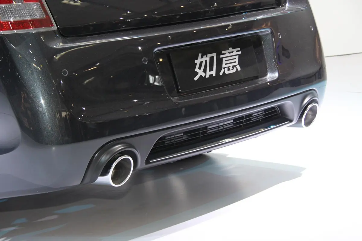 克莱斯勒3003.6L 自动 豪华型外观