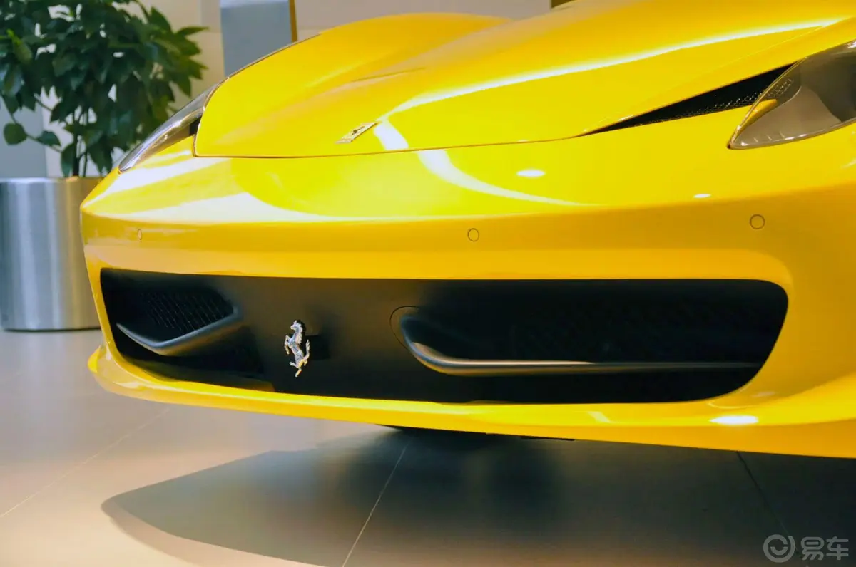 法拉利458Italia 4.5L 标准型外观