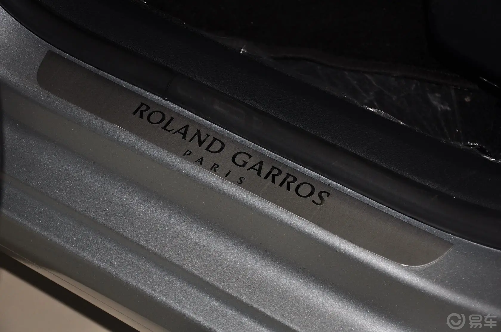 标致3081.6L 自动 罗兰加洛斯版车门迎宾装饰板