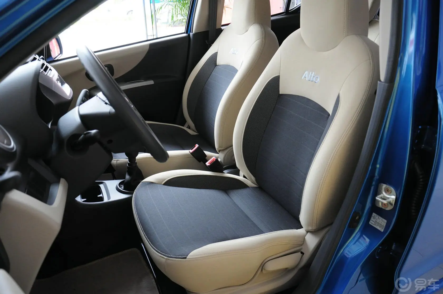 奥拓1.0L 手动 舒适型驾驶员座椅