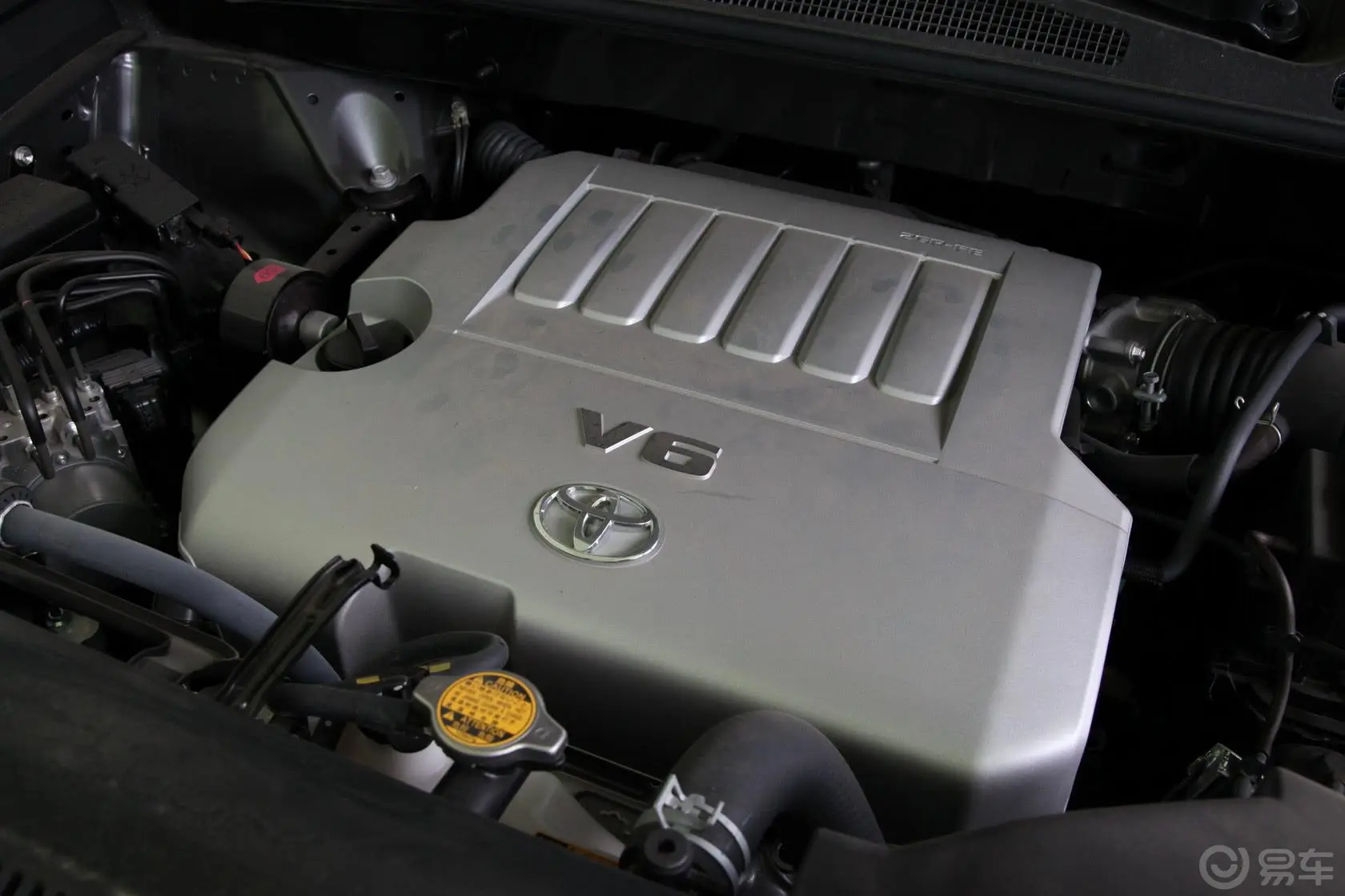 汉兰达3.5L 自动 四驱 至尊型 7座发动机