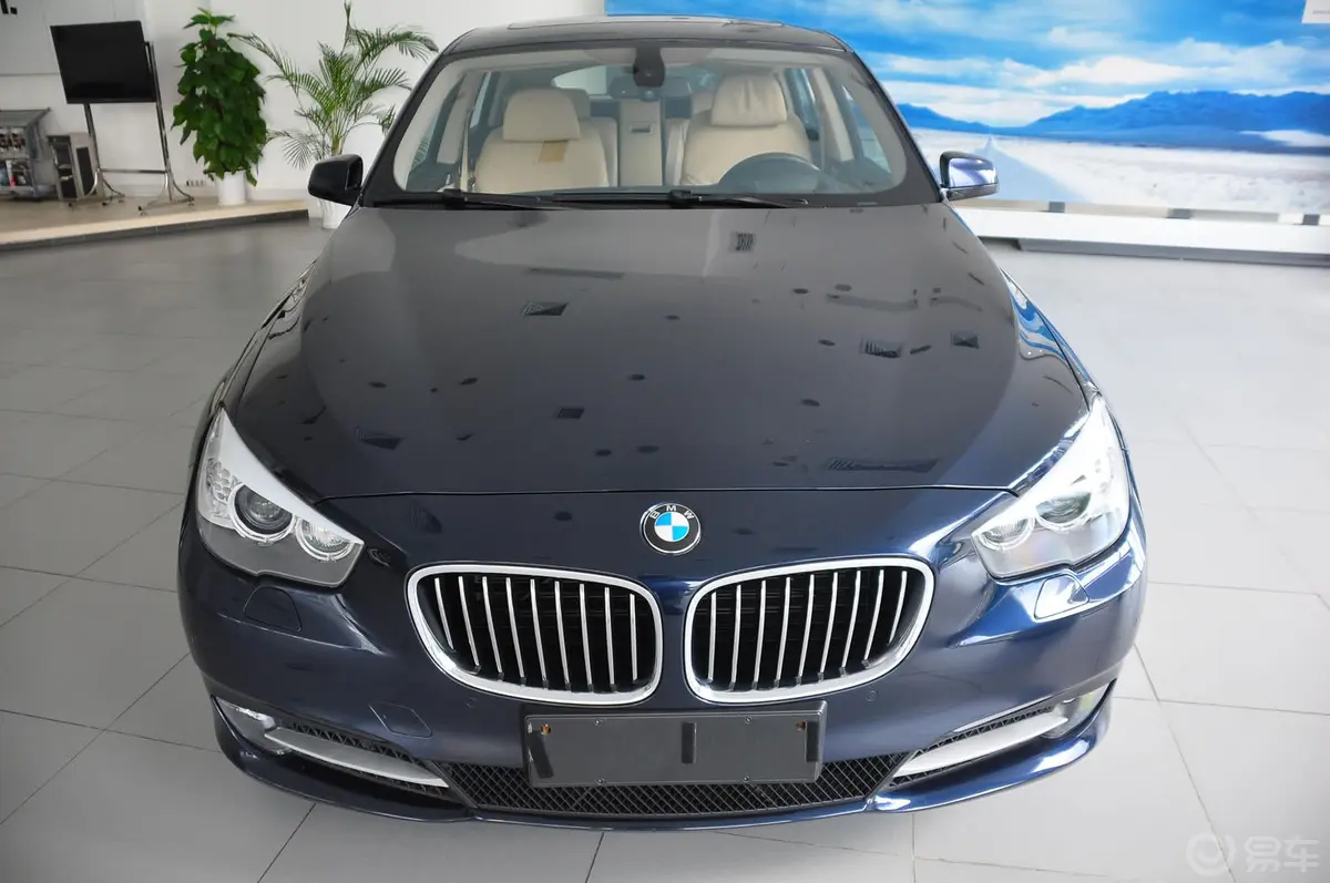 宝马5系GT535i xDrive 豪华型外观