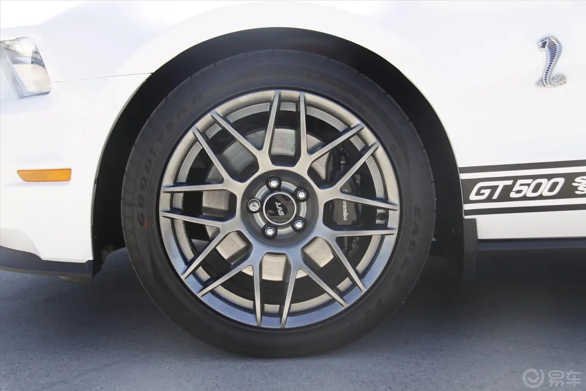 MustangShelby V8 5.4L 手动 豪华版 SVT改装轮圈