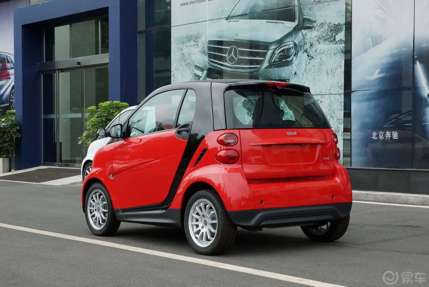 smart fortwo1.0L MHD 硬顶标准版外观