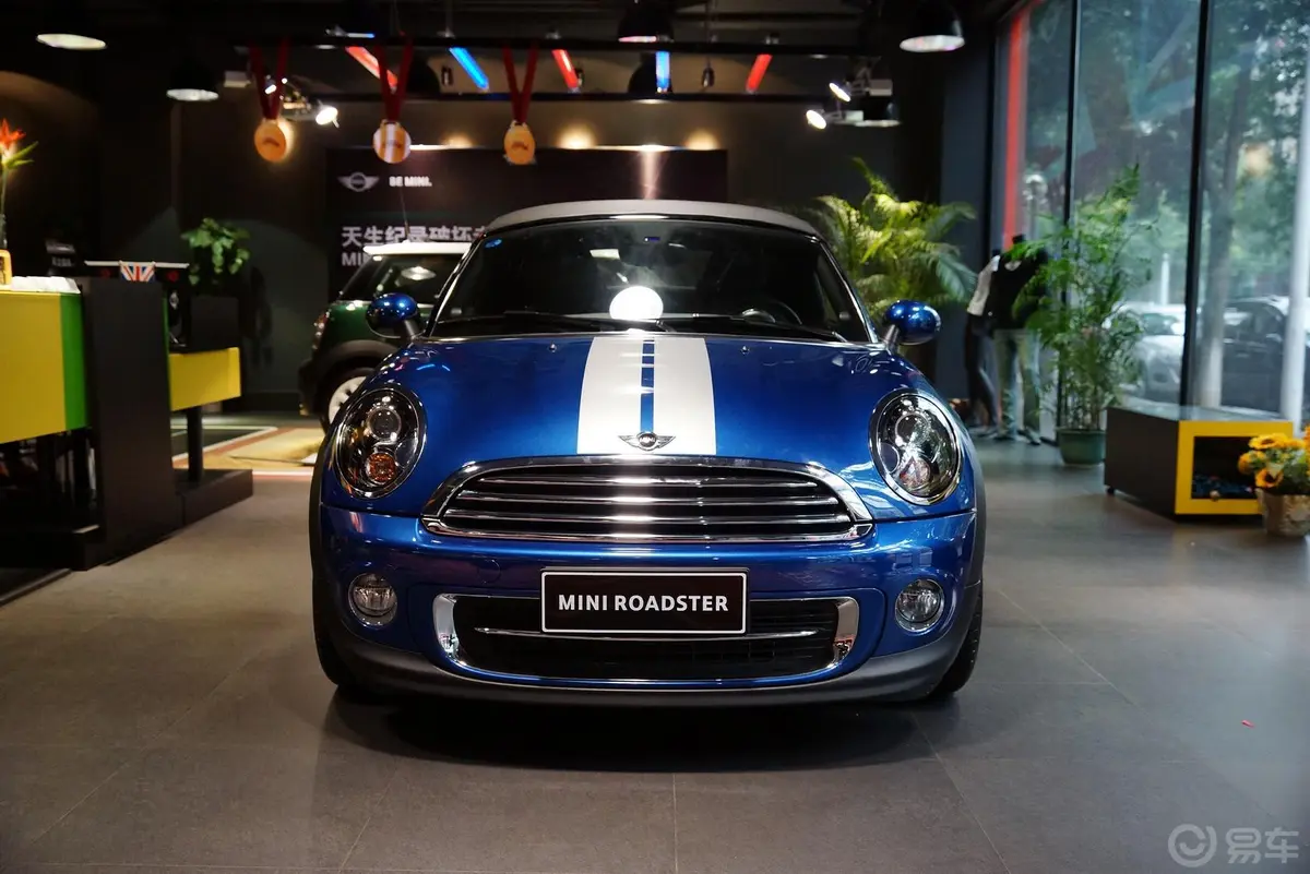 MINI ROADSTERCOOPER 1.6L 自动外观