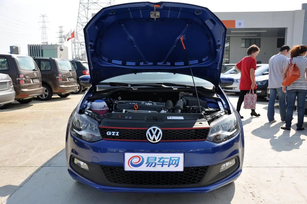 PoloGTI 1.4TSI DSG发动机盖开启