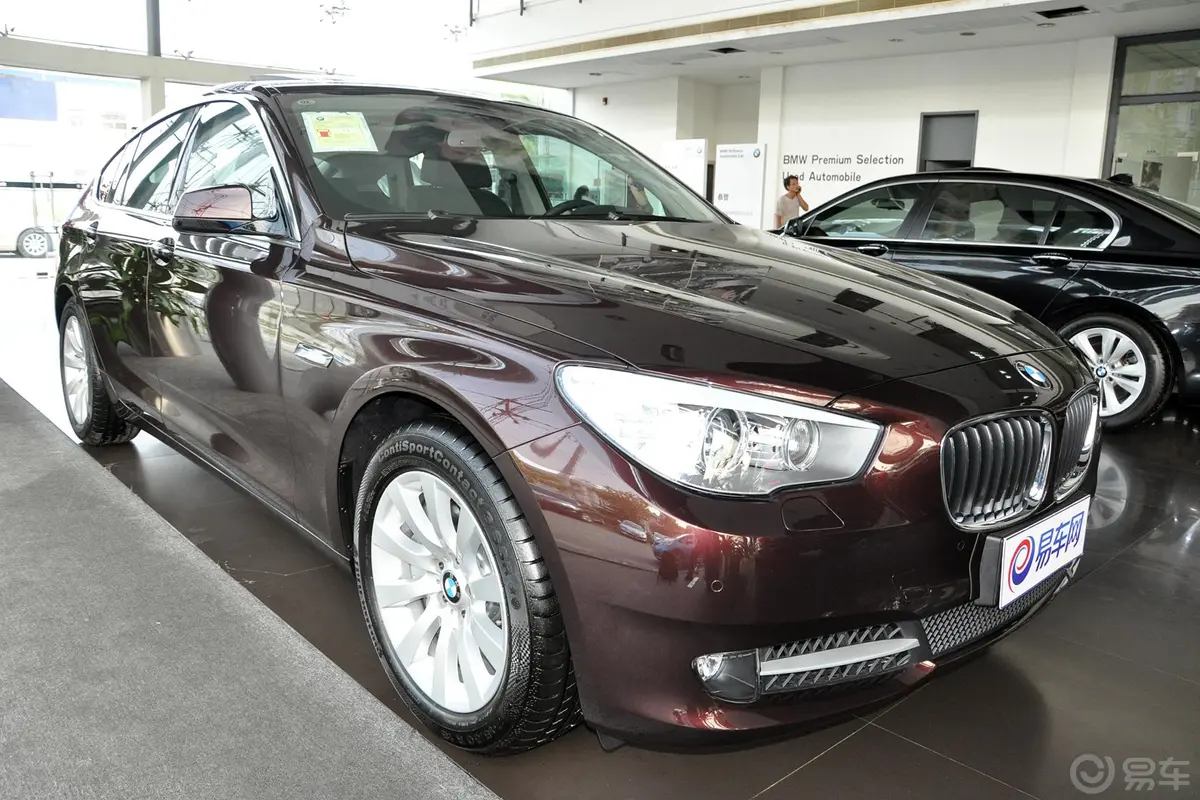 宝马5系GT535i xDrive 豪华型外观