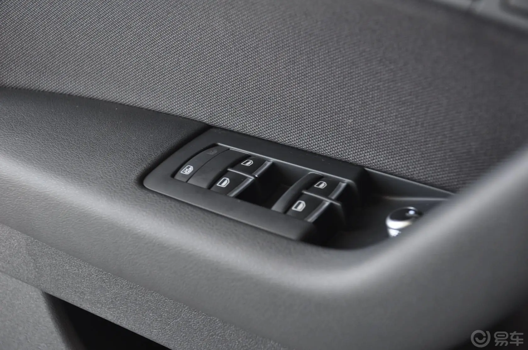 奥迪A3(进口)Sportback 1.4T 自动 舒适型车窗升降键