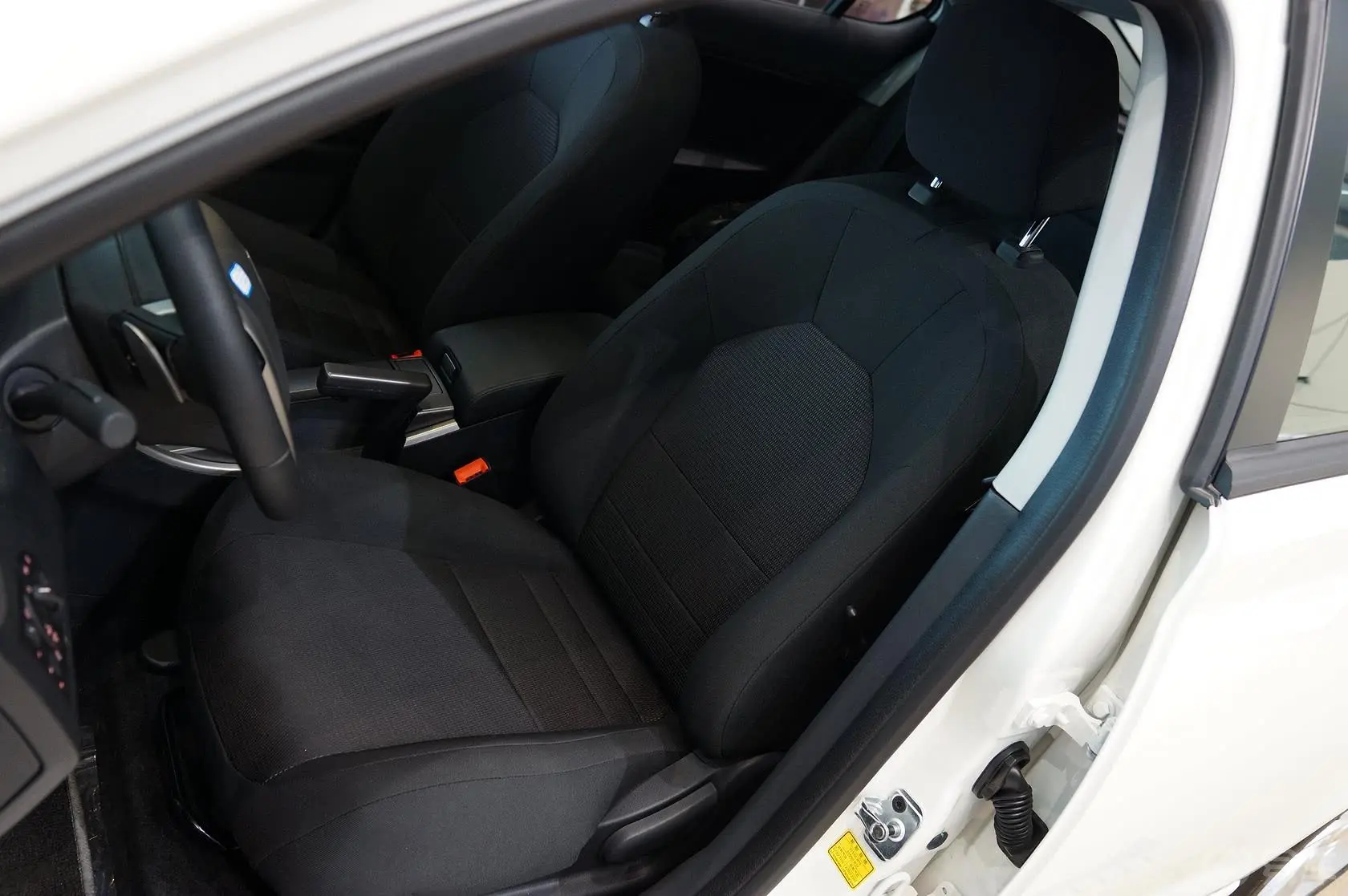 MG6掀背 1.8T AT GT超值版驾驶员座椅