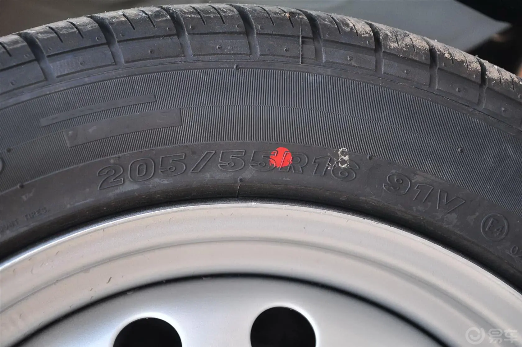 帅客1.6L 手动 商用型 ZN6440V1B4(国IV+OBD)轮胎规格