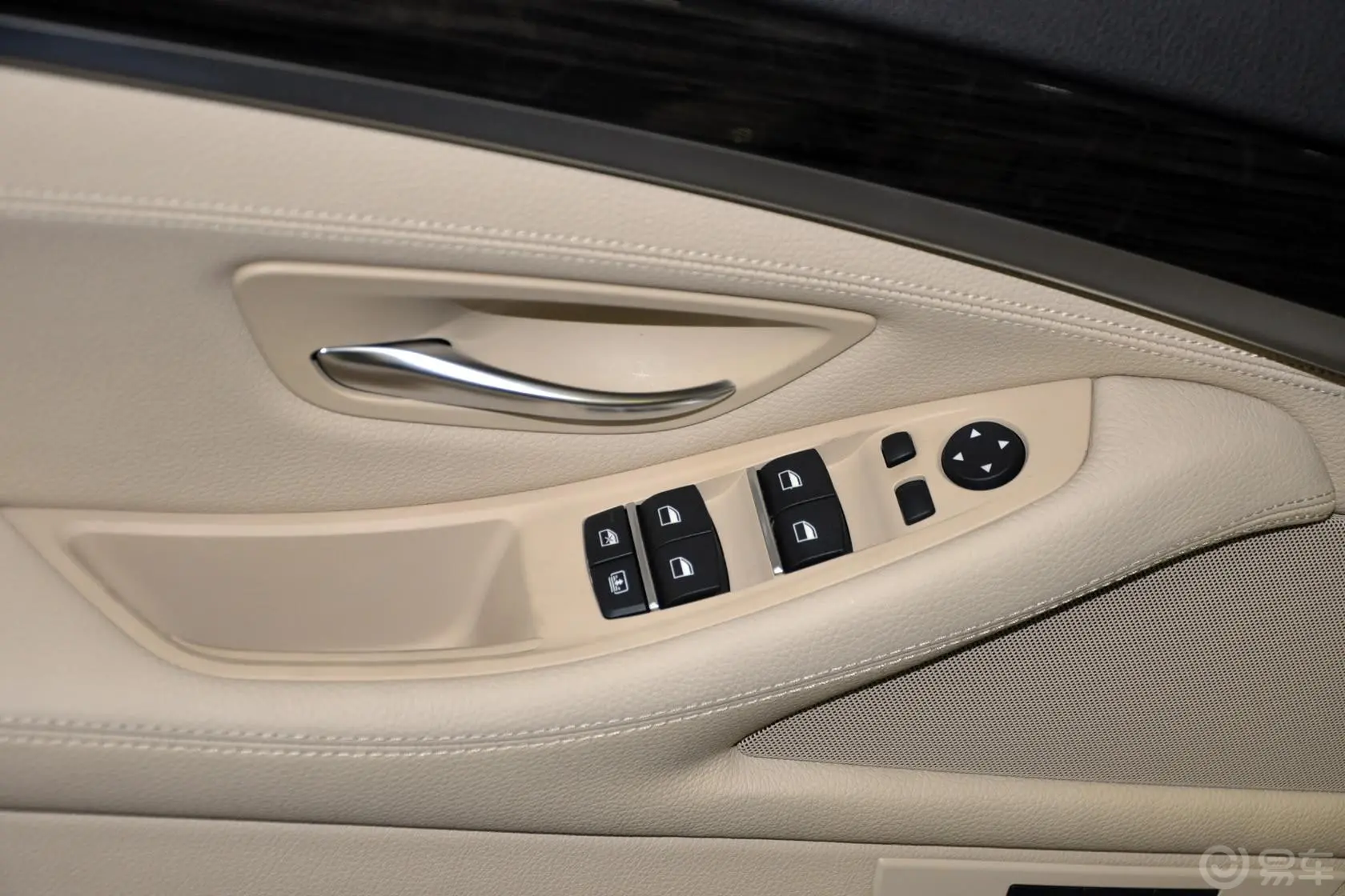 宝马5系(进口)535i xDrive 豪华型车窗升降键