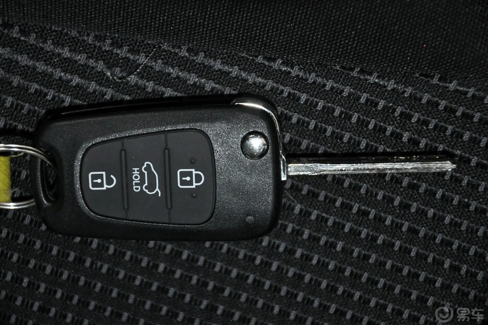 索兰托2.4L 汽油 至尊版 七座(GDI) 国四钥匙（背面，按键）
