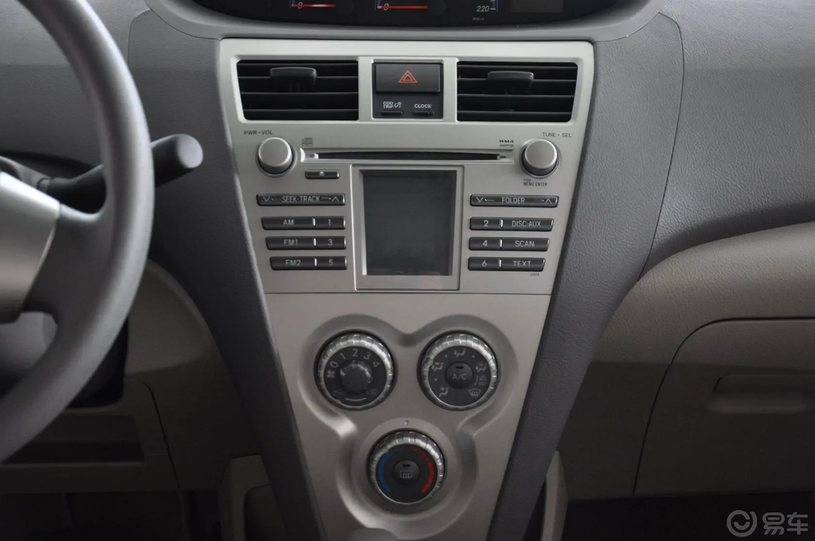 威驰1.6L GL-i 天窗版 自动中控台整体