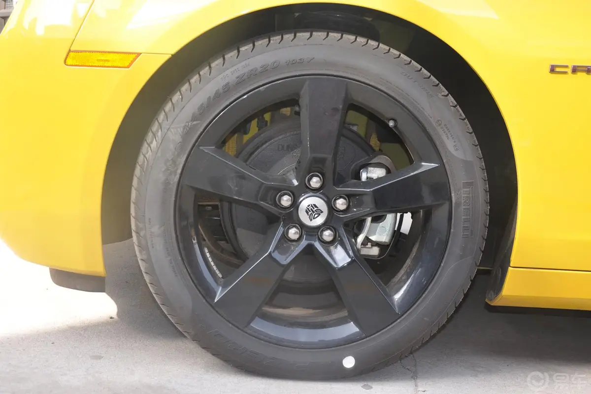科迈罗3.6L  V6 自动 变形金刚限量版轮圈