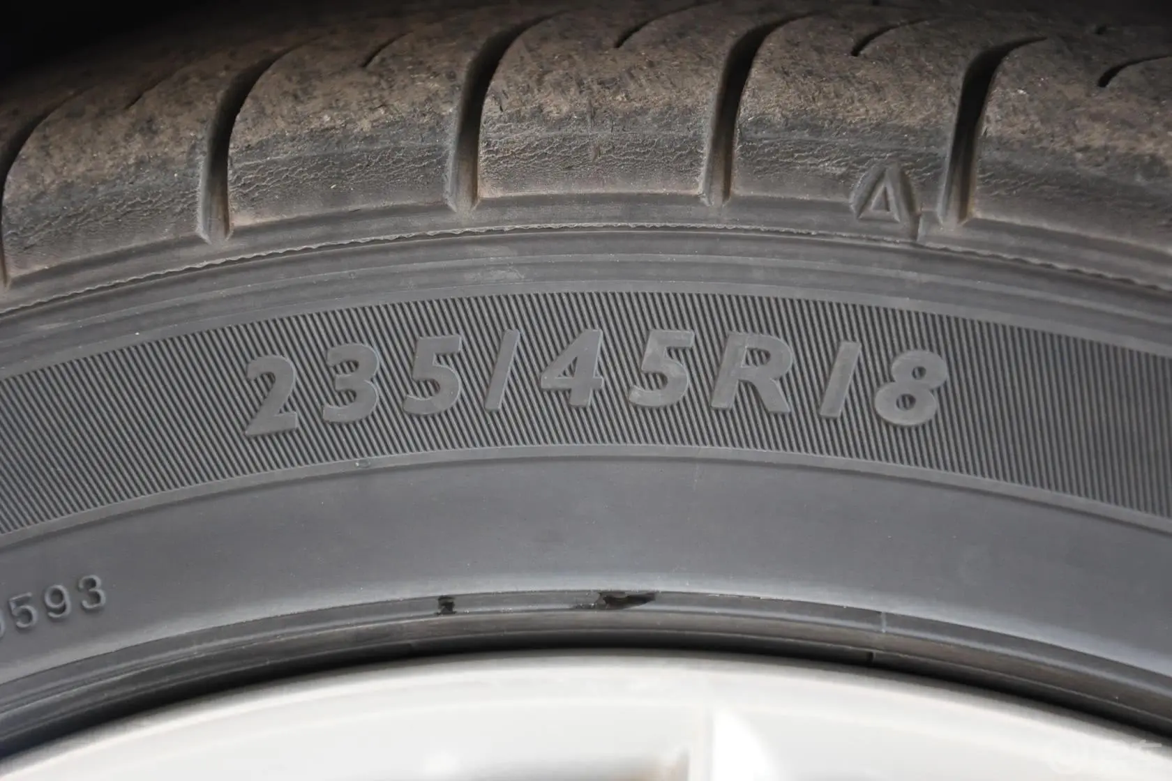 雷克萨斯GS250 豪华版轮胎规格