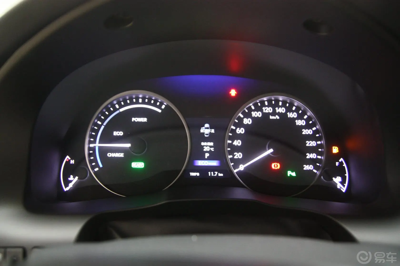 雷克萨斯ES300h 精英版仪表盘背光显示