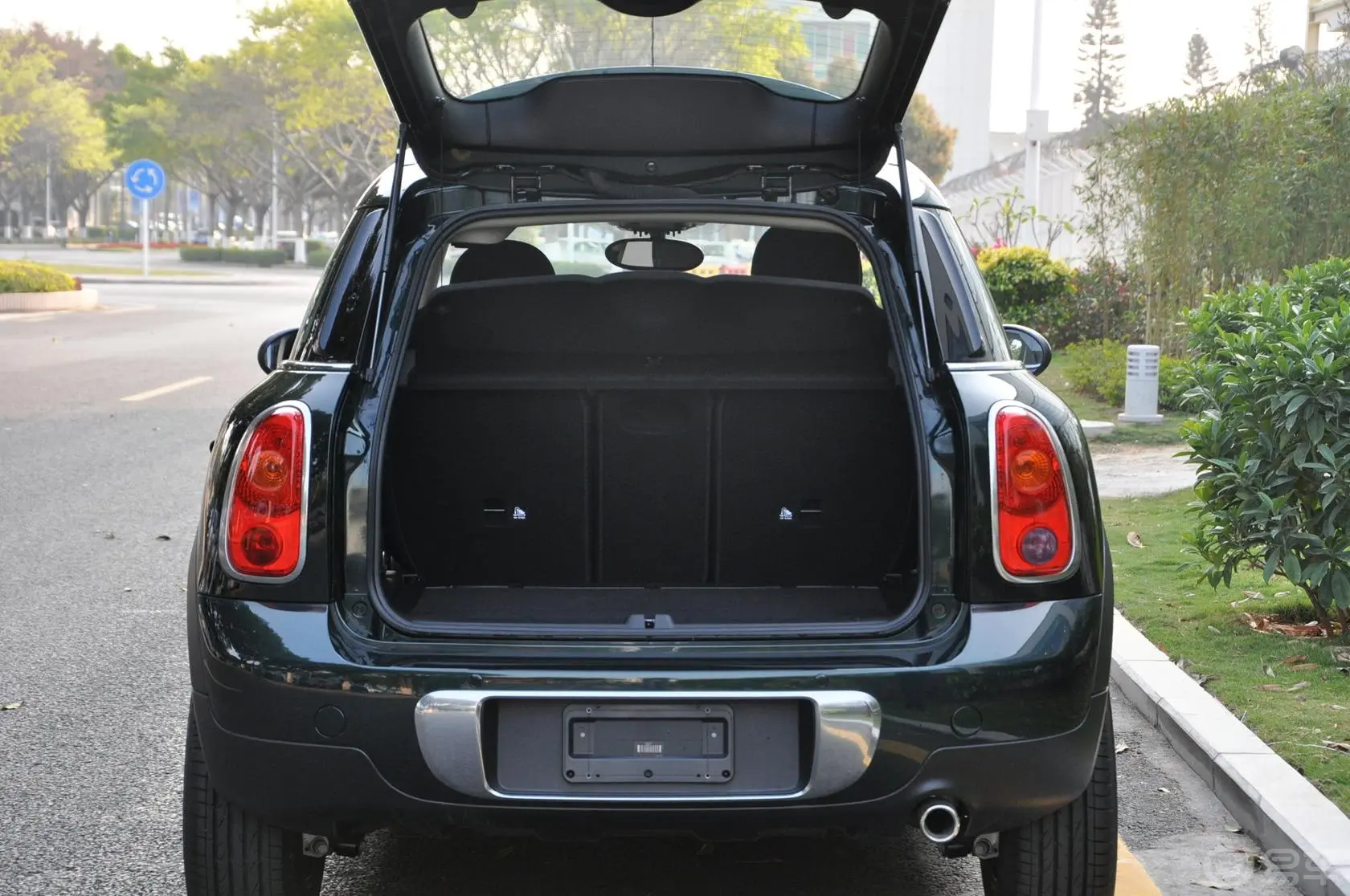 MINI COUNTRYMAN1.6T COOPER S行李箱空间