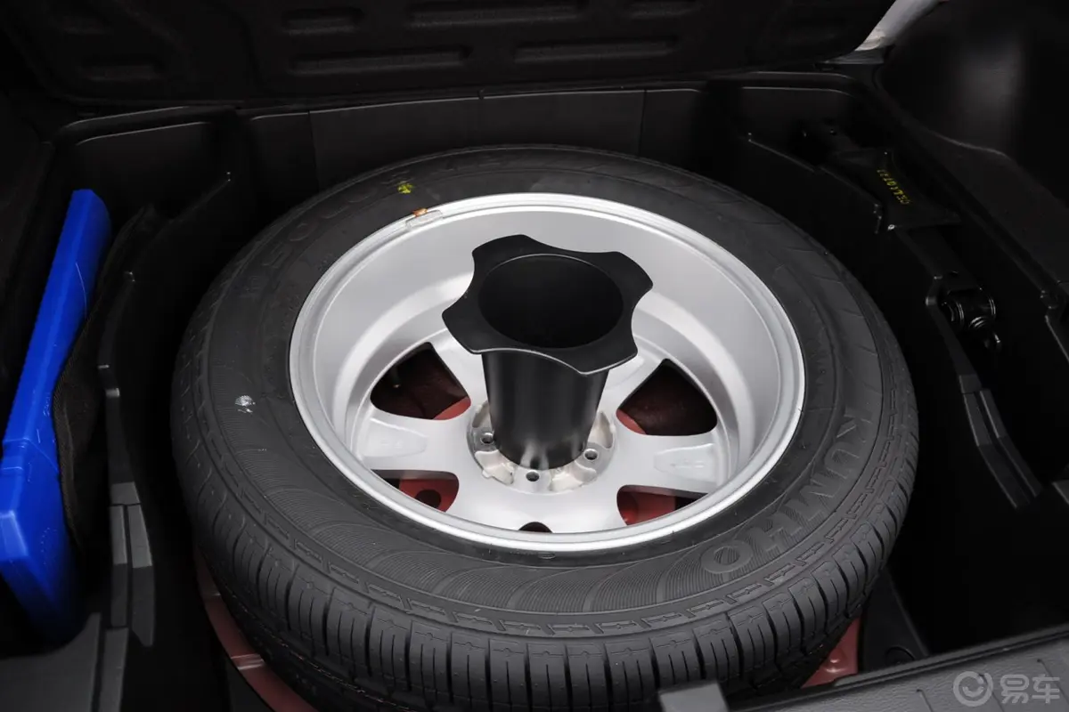 柯兰多2.0T 自动 两驱 豪华导航版 柴油备胎