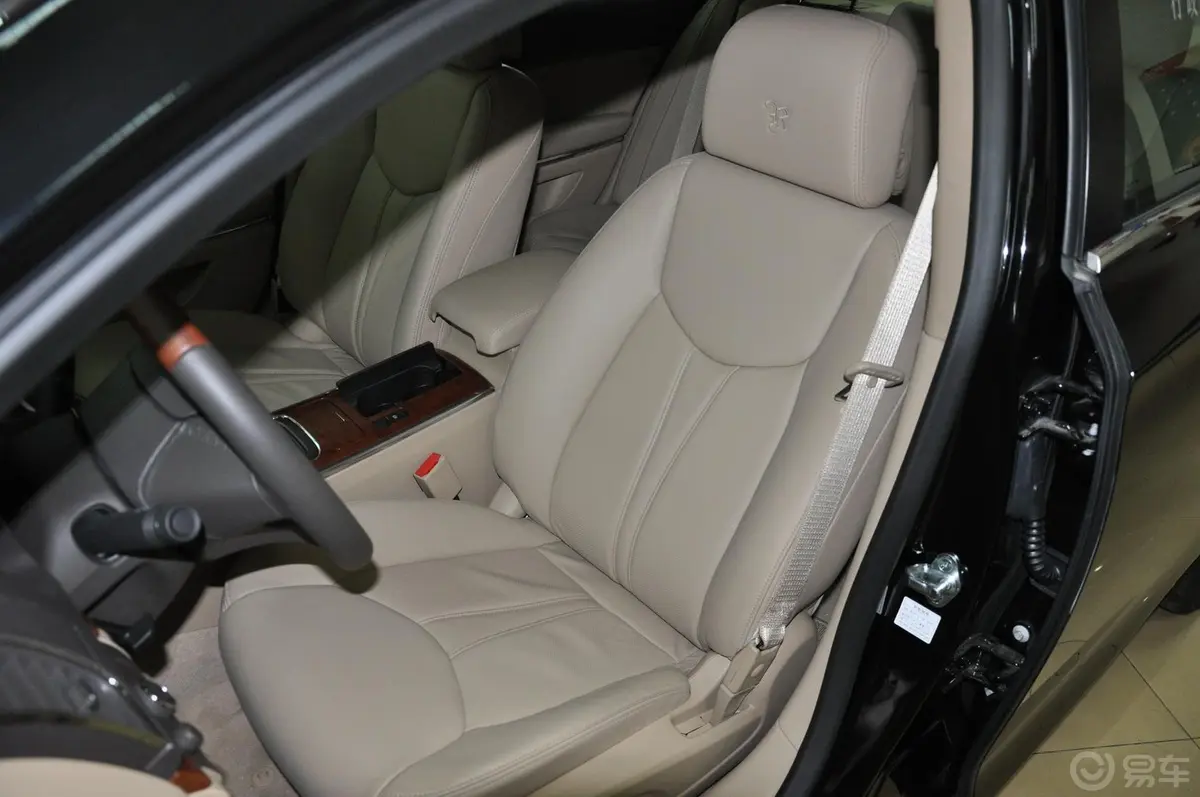 荣威9502.4L 自动 豪华版驾驶员座椅