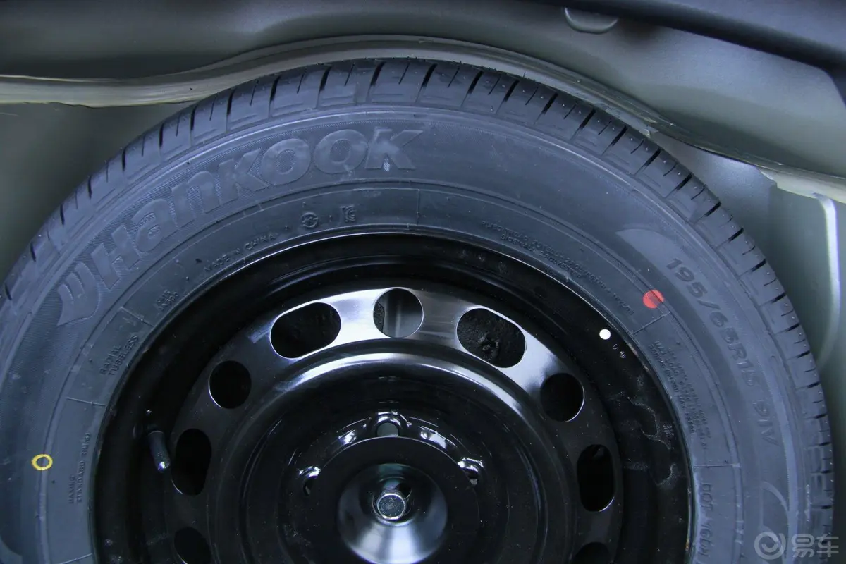 马自达3 星骋三厢 1.6L 自动 舒适型备胎品牌