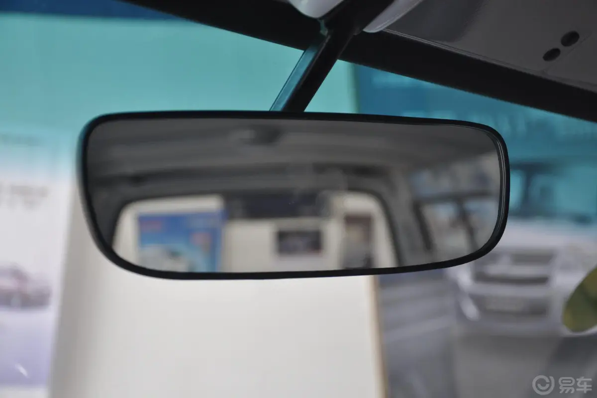 福田风景2.0L 手动 标准型 汽油 VVT 短轴内后视镜
