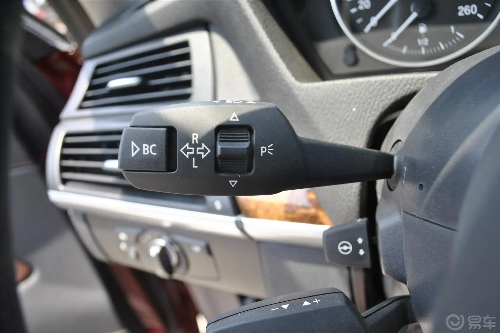 宝马X5(进口)xDrive35i 领先型大灯远近光调节柄
