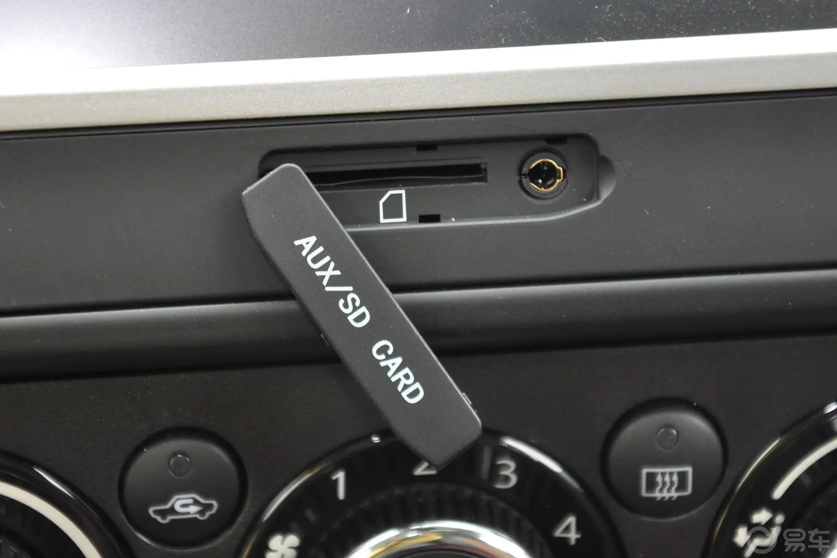 天语 SX4两厢 酷锐版 1.6L 自动 运动型USB接口
