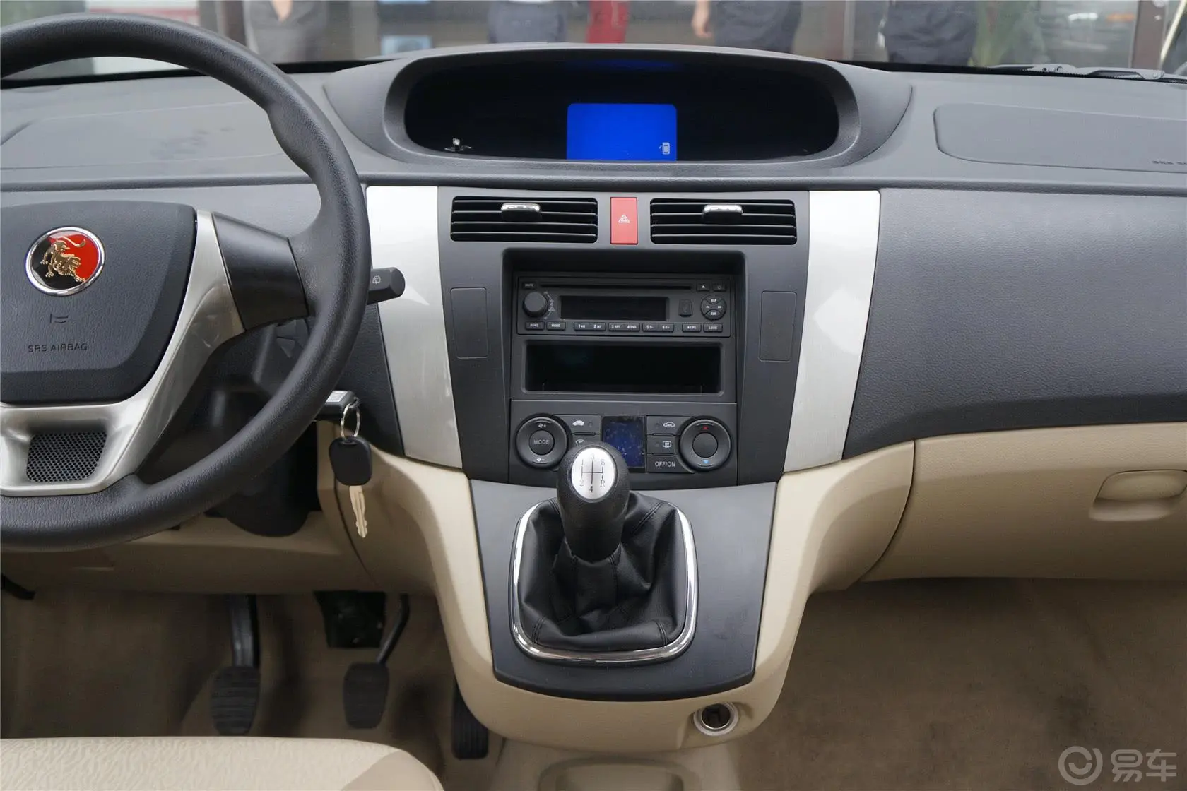 景逸SUV1.6L 手动 舒适型中控台整体
