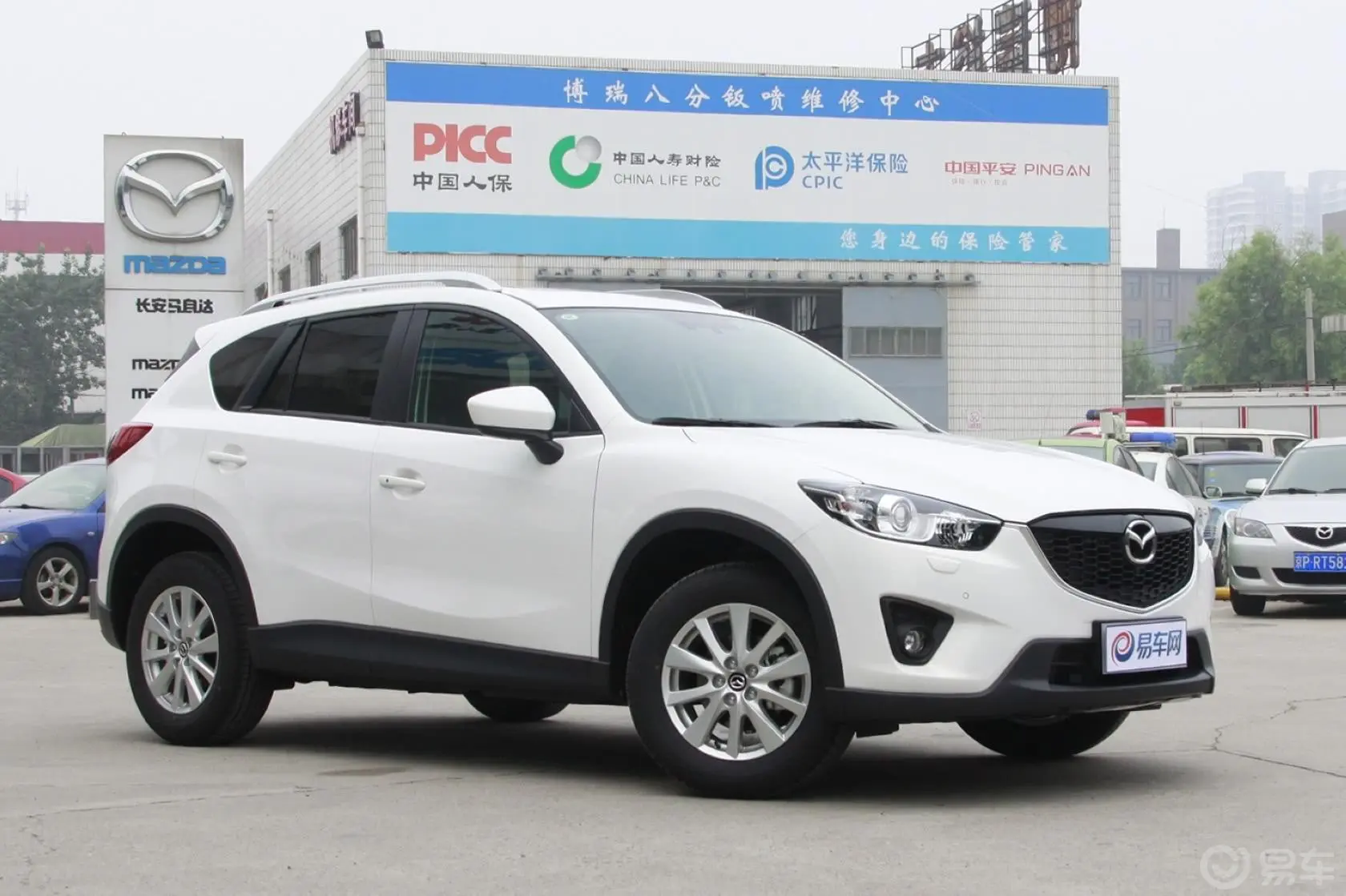 马自达CX-52.0L 自动 四驱 尊贵型侧前45度车头向右水平