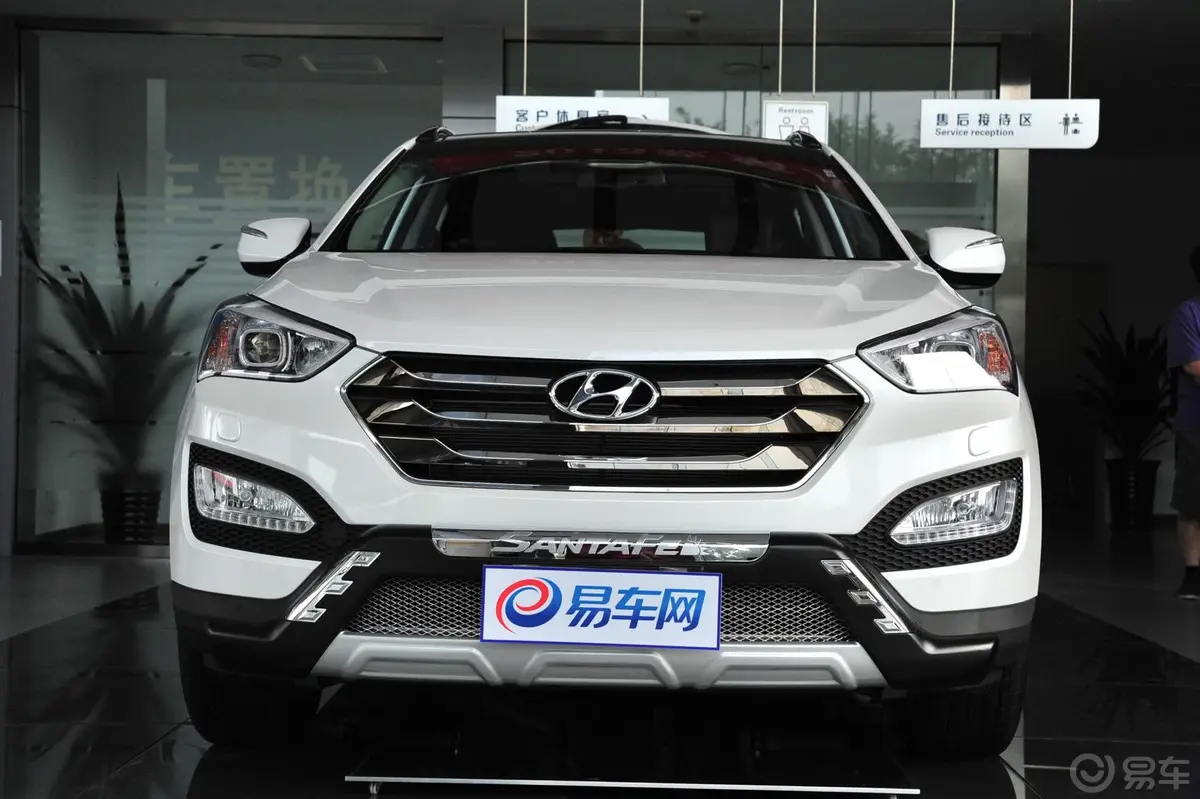 胜达2.4L GL 四驱 自动 舒适型轮胎规格