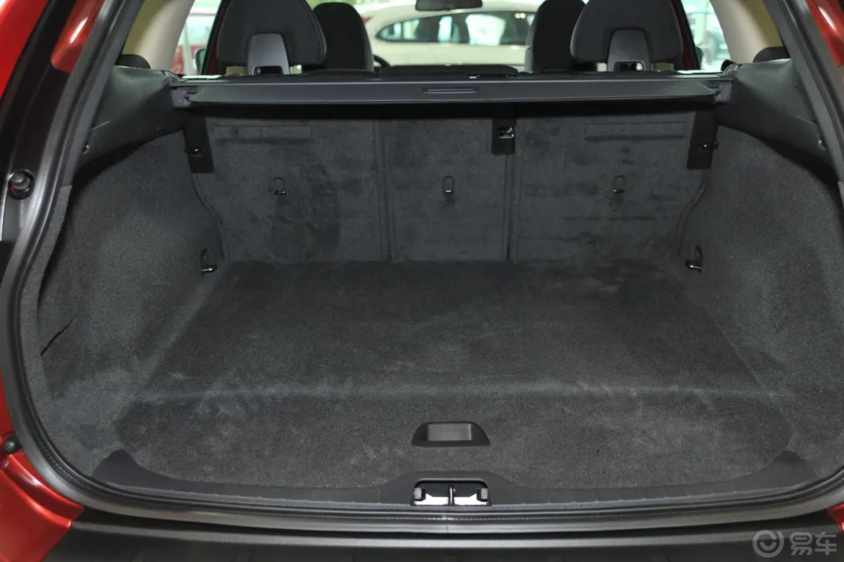 沃尔沃XC60(进口)3.0T T6 AWD舒适版行李箱空间