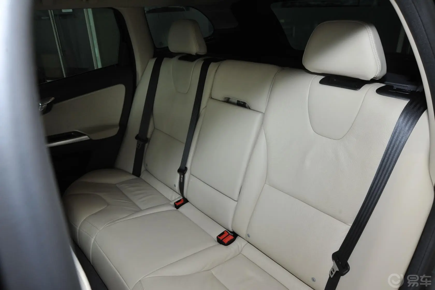 沃尔沃XC60(进口)3.0T T6 AWD智雅版后排座椅