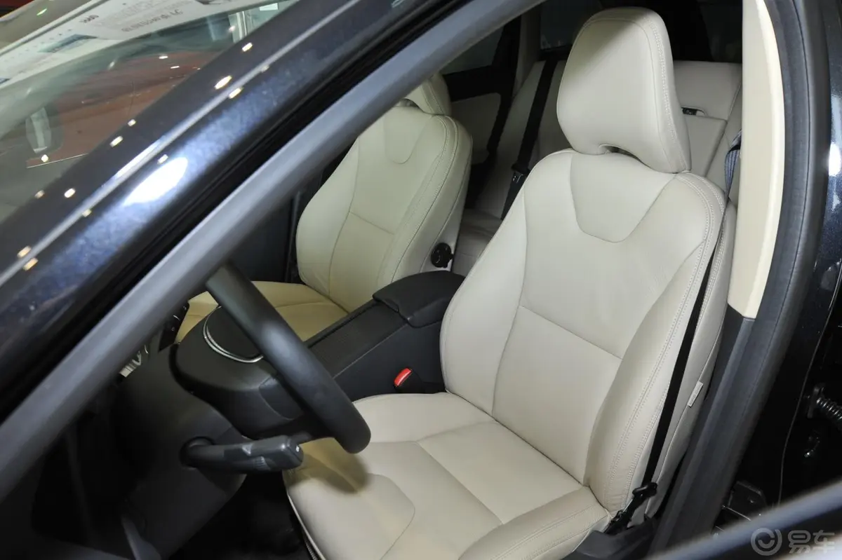 沃尔沃XC60(进口)3.0T T6 AWD智雅版驾驶员座椅
