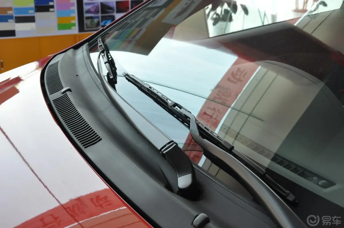 威驰1.6L GL-i 手动 型尚天窗版雨刷器（前）