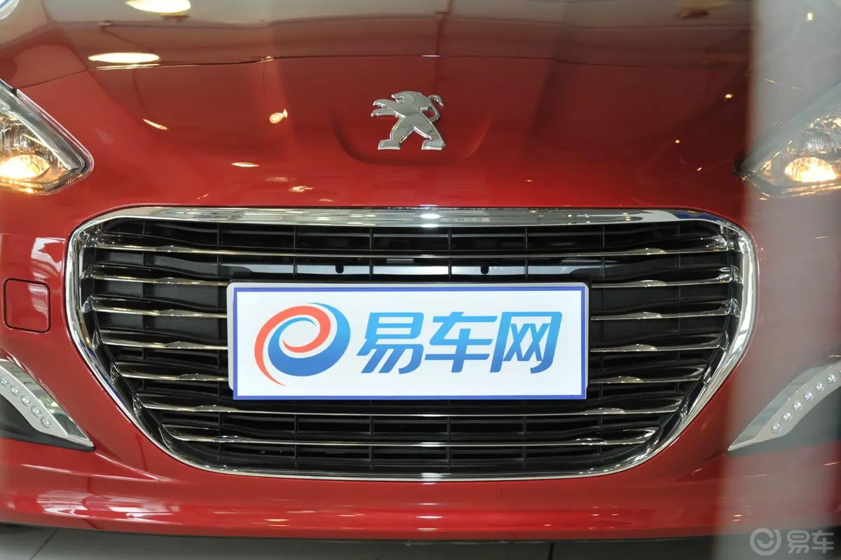 标致3081.6L 手动 优尚型 音乐导航版外观