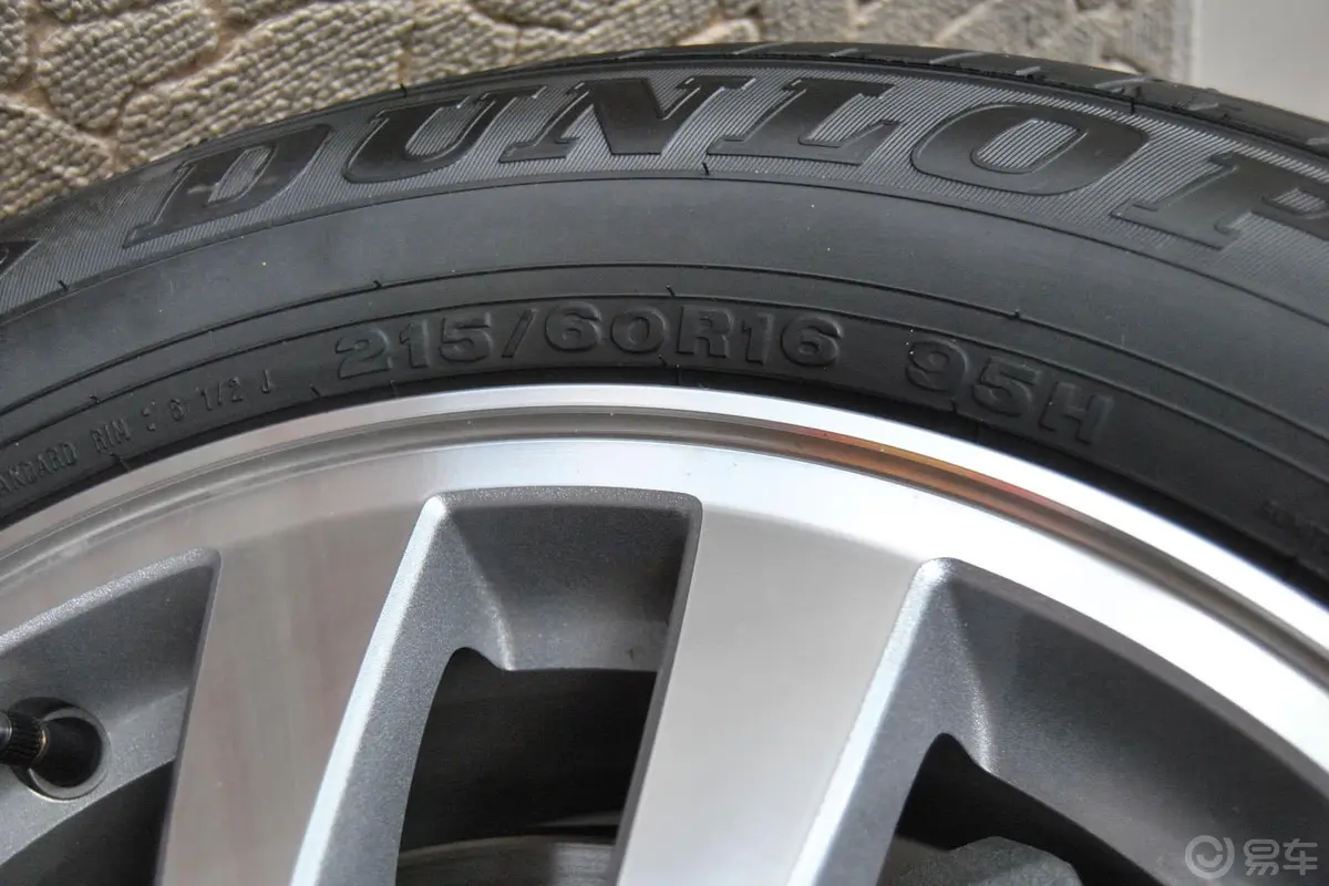 奥德赛2.4L 自动 舒适版轮胎规格