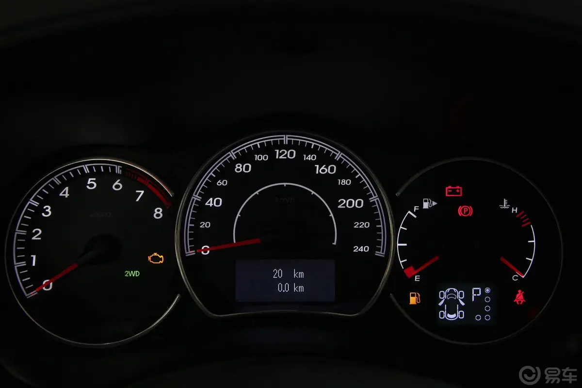 科雷傲(进口)2.5L 四驱 舒适版仪表盘背光显示