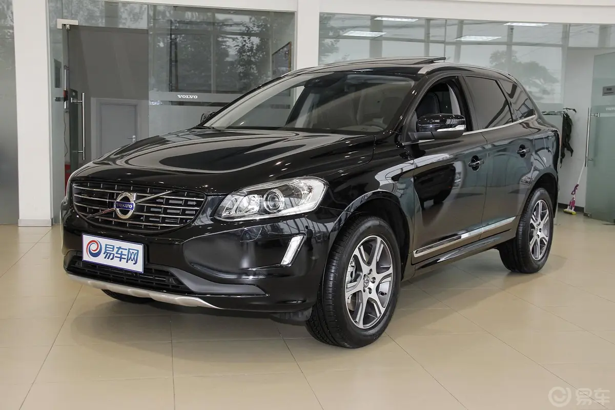 沃尔沃XC60(进口)2.0T T5 改款 智逸版外观