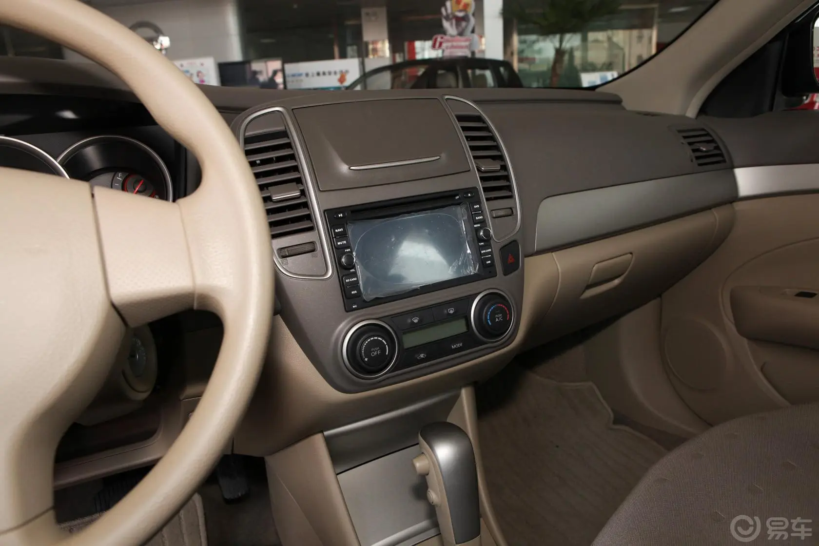 轩逸1.6L 自动 XE 经典舒适版中控台驾驶员方向