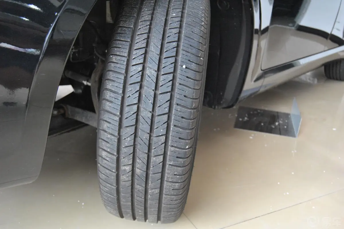 瑞麒G52.0L DVVT 自动 尊享型轮胎花纹