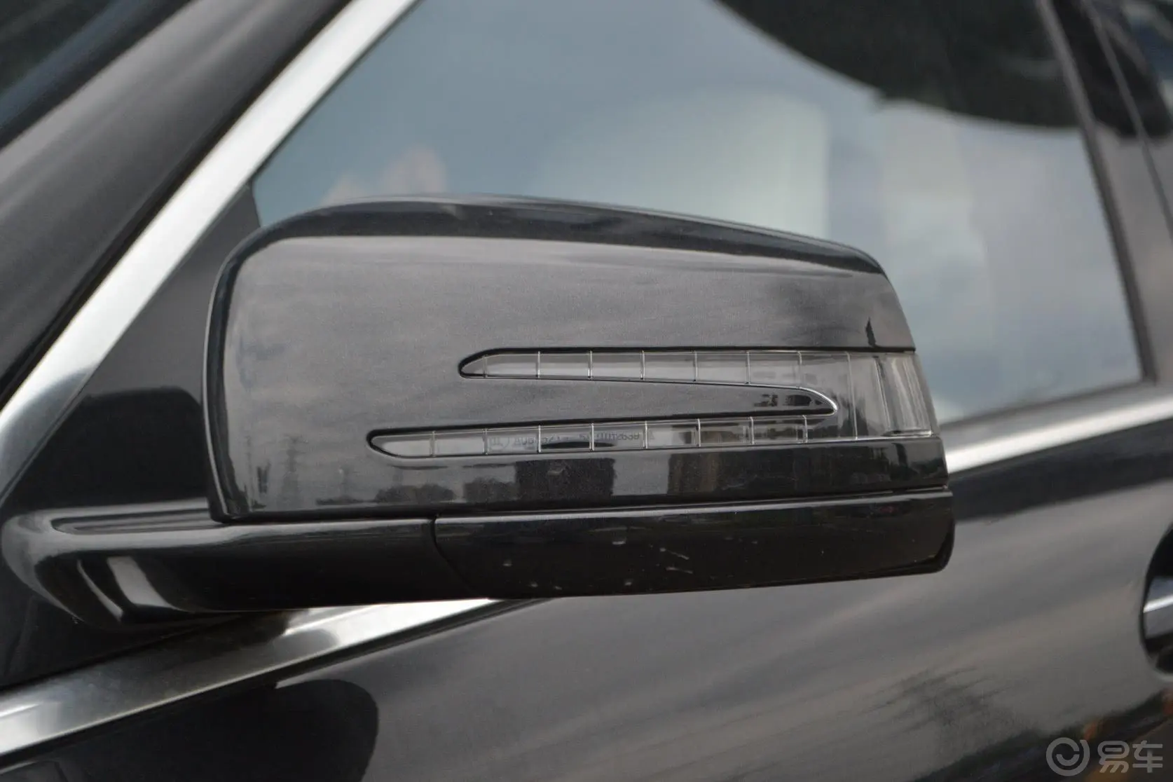 奔驰S级S600L Grand Edition designo后视镜转向灯（前）