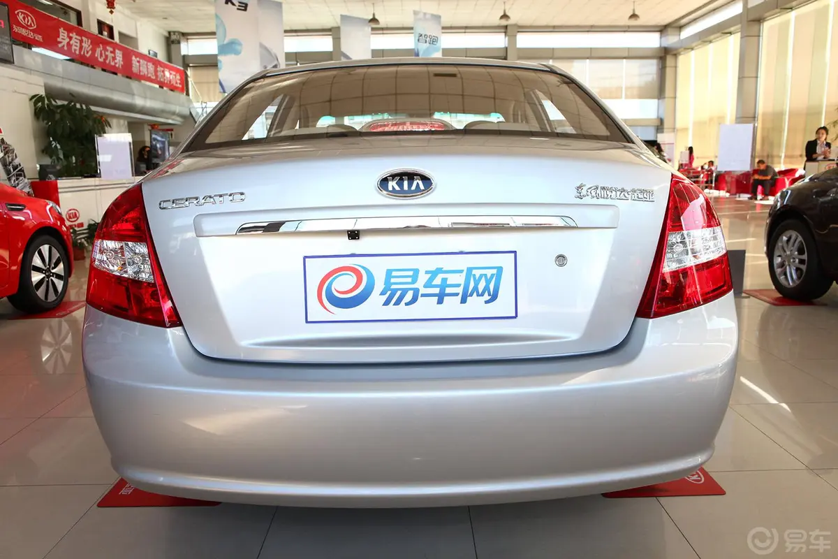 赛拉图1.6L 手动 GL正后水平