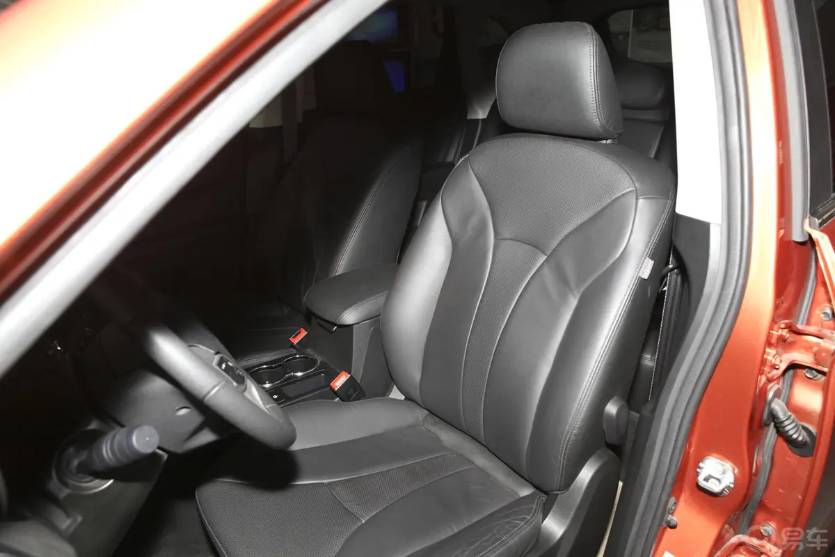 传祺GS51.8T 自动 四驱 尊贵版驾驶员座椅