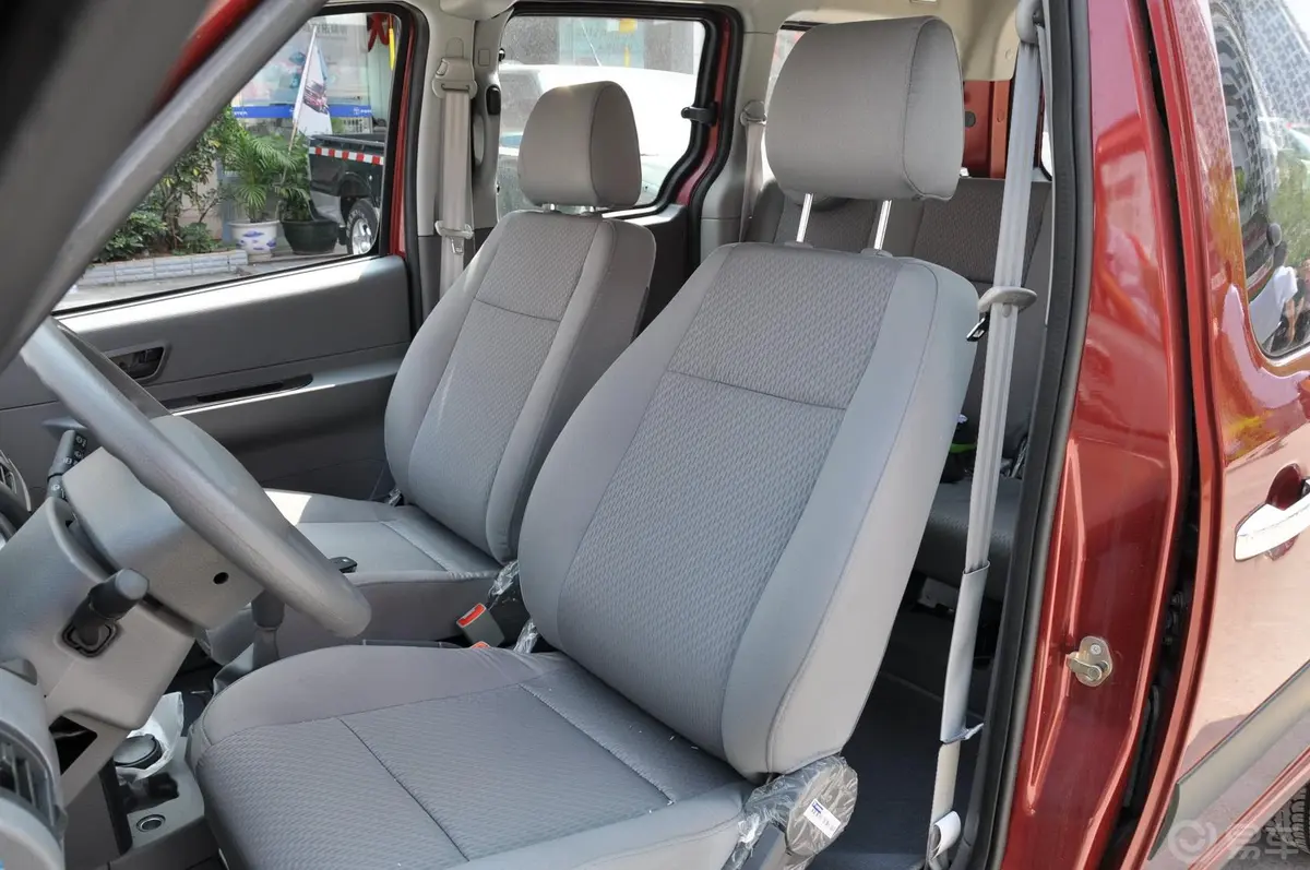 迷迪1.3L 手动 宜商版 标准版驾驶员座椅