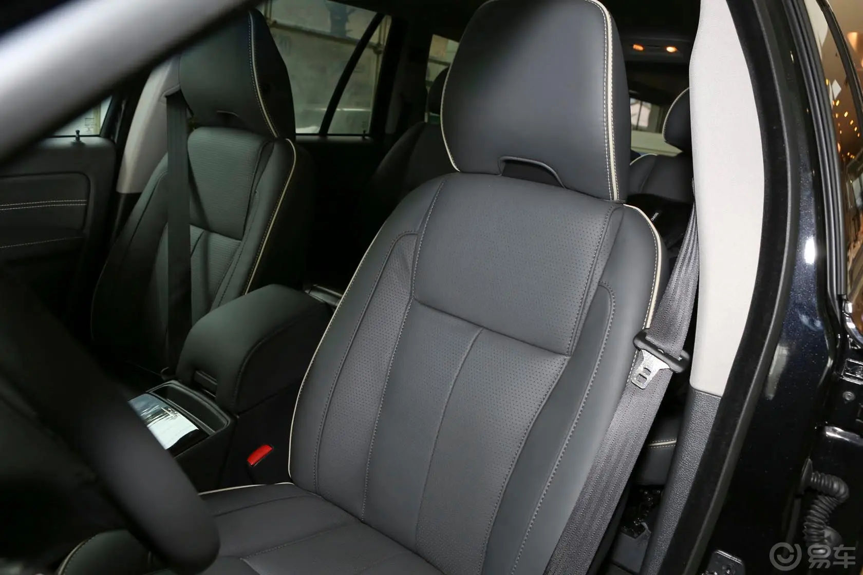 沃尔沃XC902.5T T5 豪华升级版驾驶员座椅