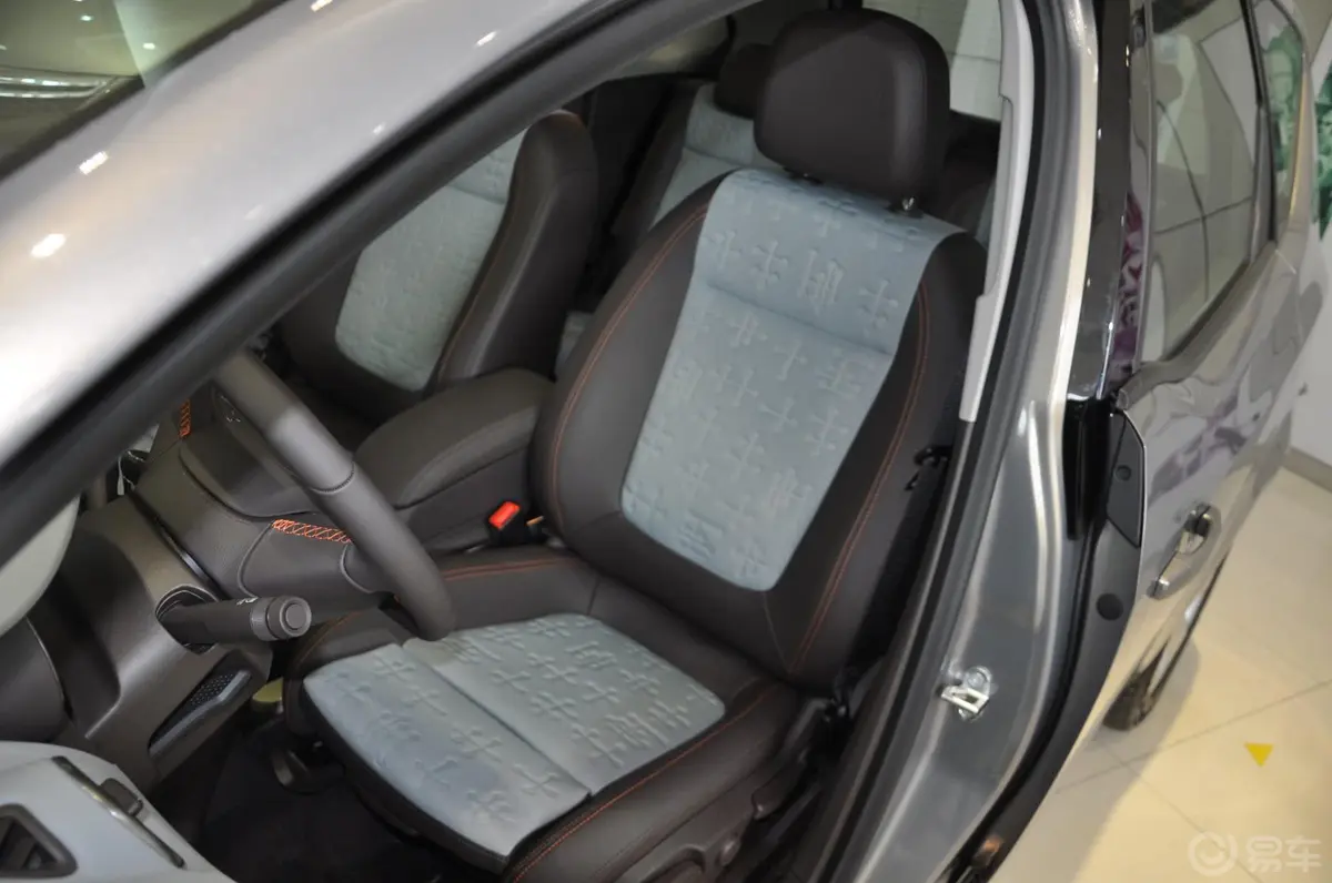 麦瑞纳1.4T 舒适型驾驶员座椅